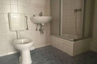 Wohnung mieten in Warschauer Str. 19, 39218 Schönebeck, 3-Zimmer-Wohnung mit großem Balkon / Aufzug