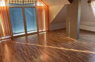 Wohnung mieten in Virchowstraße 10, 08371 Glauchau, Helle Dachgeschosswohnung in Glauchau mit Balkon