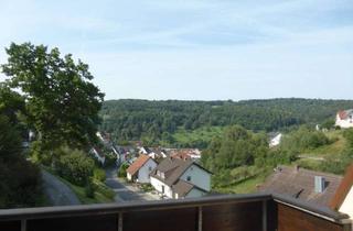 Wohnung mieten in Linderbachweg 26, 97833 Frammersbach, gemütliche 2,5 Zi. Dachgeschosswohnung