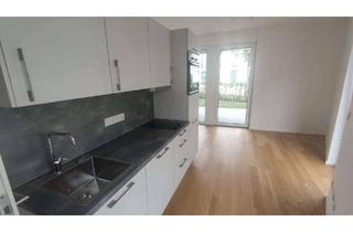 Wohnung mieten in Clara-Schumann-Str., 93049 Westenviertel, Schöne 2-Zimmer Wohnung mit Terrasse + EBK + TG-Stellplatz