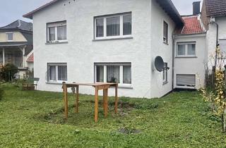 Haus kaufen in 61206 Wöllstadt, Zweifamilienhaus in bevorzugter Lage von Ober-Wöllstadt