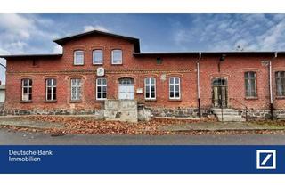 Haus kaufen in 17379 Wilhelmsburg, Geräumiges Sanierungsobjekt mit viel Potenzial