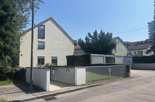 Haus kaufen in 85716 Unterschleißheim, Attraktives Grundstück mit 6-Familienhaus in Unterschleißheim – vielversprechendes Potenzial