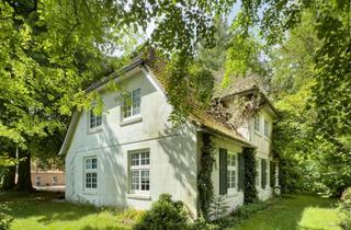 Haus kaufen in 24259 Westensee, Charmantes Jahrhundertwendehaus auf großem Naturgrundstück mit Baureserve in Westensee