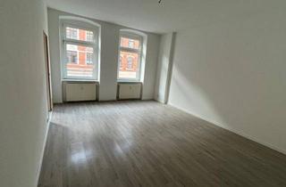 Wohnung mieten in Leipziger Str. 84, 08058 Zwickau, Nordvorstadt, 3-Zi.-Whg. mit Wanne und großem Grundstück