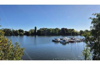 Reihenhaus kaufen in 12557 Köpenick, 1. Reihe am Wasser, Reihenhaus mit Terrasse und 2 Balkone