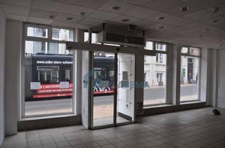 Geschäftslokal mieten in Wismarsche Straße 123, 19053 Altstadt, Ladenlokal mit großer Fensterfläche gegenüber vom Gusanum