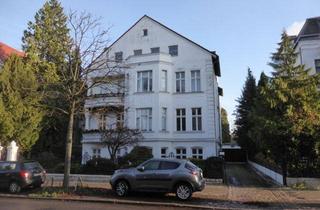 Anlageobjekt in 12205 Berlin, Lichterfelde West: Ensembleschutz Miethaus mit freien Wohn- und Gewerbeeinheiten zur Selbstnutzung!