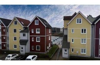 Wohnung kaufen in 17489 Steinbecker Vorstadt, ETW mit Marinablick (vermietet)