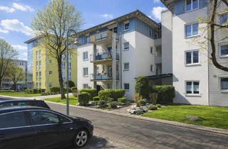 Wohnung kaufen in 78467 Konstanz, Schicke Dachwohnung mit Balkon, zwei Nasszellen, Lift und Tiefgaragenplatz