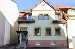 Einfamilienhaus kaufen in 78166 Donaueschingen, Gepflegtes Wohn- und Stadthaus in zentraler Lage von Donaueschingen mit großem Garten, Ausbaureserve im Dachgeschoss und Raum für Ideen!