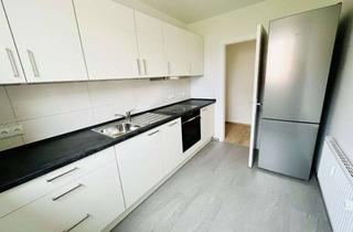 Wohnung mieten in Runde Str., 29633 Munster, Attraktive 3-Zimmer-Wohnung mit Balkon und Einbauküche in ruhiger Lage von Breloh
