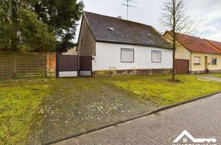 Einfamilienhaus kaufen in 39264 Grimme, Einfamilienhaus mit viel Potenzial, großem Grundstück und vielseitig nutzbarem Nebengebäude