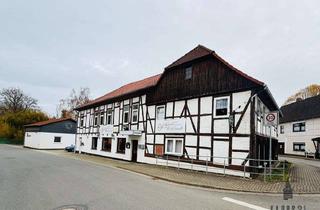 Haus kaufen in 38729 Wallmoden, Neue Einstiegschance: Fachwerk-Projekt mit 4 WE + 173 m² Gewerbe | starke Substanz in Langelsheim