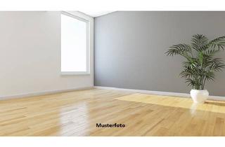 Doppelhaushälfte kaufen in 25832 Tönning, Doppelhaushälfte mit Lage nahe der Eider und in Nähe der Nordsee