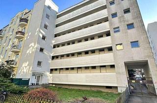 Wohnung kaufen in Bayerischer Platz, 10781 Berlin, Berlin - Schöneberg - Nahe Bayerischer Platz - 2.OG - FREI - Südbalkon - KAUFEN STATT MIETEN