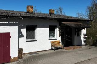 Einfamilienhaus kaufen in 94569 Stephansposching, Stephansposching - EFH in fast Alleinlage mit großem Garten und Scheune