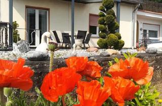 Haus kaufen in 56859 Bullay, Bullay - Zweifamilienhaus in Bullay