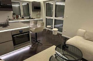 Wohnung kaufen in 65232 Taunusstein, Taunusstein-Hahn - Gehoben wohnen mit Aussicht! Erstbezug nach Sanierung in der 12. Etage 86m2 mit Balkon!