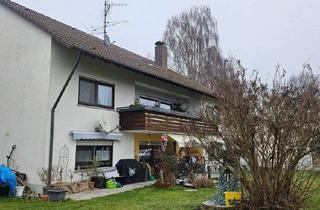 Haus kaufen in 88370 Ebenweiler, Ebenweiler - Schönes Dreifamilienhaus mit Doppelgarage und Stellplätzen in toller Lage in Ebenweiler
