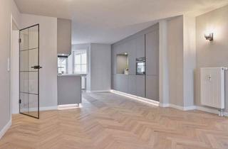 Wohnung kaufen in Hauptstraße 43, 86482 Aystetten, Aystetten - *Erstbezug nach Renovierung* Einmalige 4-Zi.-Wohnung *Fischgrät Parkett, Küche uvm.*PROVISIONSFREI*