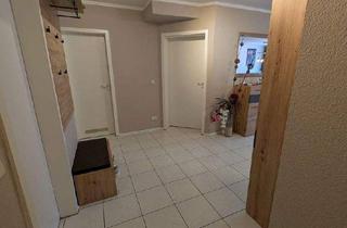 Wohnung kaufen in 91126 Schwabach, Schwabach - Schöne, lichtdurchflutete 4-Zimmerwohnung mit Balkon und Tiefgaragenstellplatz in Wolkersdorf