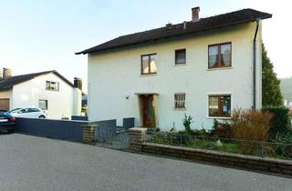 Wohnung kaufen in 79725 Laufenburg, Laufenburg - Haushälfte mit ca. 500 m² GrundstückGarten, Garage und Carport in bester Lage!