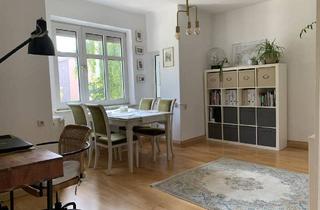 Wohnung kaufen in 86161 Augsburg, - LAGE - LAGE - LAGE - Klassische Jugendstilwohnung mit kleinem Balkon in Zentrumslage zum Kauf