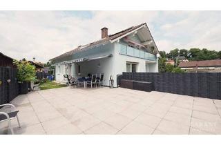 Mehrfamilienhaus kaufen in 87616 Marktoberdorf, Marktoberdorf - Dreifamilienhaus mit freier Wohnung im Erdgeschoss!