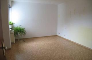 Wohnung kaufen in Esternaystraße xx, 76337 Waldbronn, Helle, geräumige 2-Zimmer-ETW mit Südwestbalkon in Waldbronn-Etzenrot