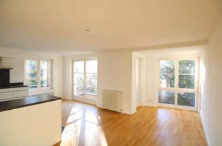 Wohnung mieten in An der Rehwiese, 14129 Nikolassee, Traumlage an der Rehwiese: elegante Komfortwohnung mit 2 Balkonen, EBK und Top-Grundriss!