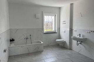 Wohnung mieten in Berndorfer Straße 10, 95478 Kemnath, Großzügige 4-Zimmer Wohnung mit Balkon im 2. OG in Kemnath