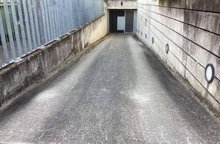 Garagen mieten in Elisabeth-Selbert-Str. Tg bei 2-6, 77656 Offenburg, Tiefgaragenstellplätze in sicherer Wohnanlage - Komfortables Parken unter Wohngebäude