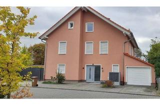 Einfamilienhaus kaufen in 63594 Hasselroth, Hasselroth: Exklusives Einfamilienhaus mit Villencharakter in verkehrsberuhigter Sackgasse!