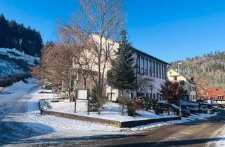 Haus kaufen in 75365 Calw, Ehem. Kirche mit Charakter − vielseitig nutzbares Gebäude für Wohn- und Gewerbezwecke