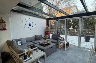 Haus kaufen in Eichendorffweg, 74223 Flein, Modernes, kernsaniertes RMH mit Wintergarten, Sauna & Gartenidylle