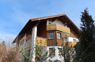 Haus kaufen in 87634 Obergünzburg, Zweifamilienhaus mit ELW in sonniger Wohnlage mit Bergblick!