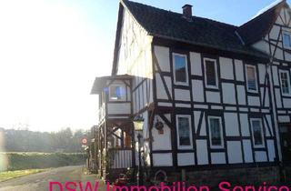 Haus kaufen in 34385 Bad Karlshafen, Gepflegtes Fachwerkdomizil am Diemelradweg!