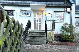 Haus mieten in 13585 Berlin, Schönes 5-Zimmer-Reihenhaus mit Einbauküche, Fußbodenheizung etc.