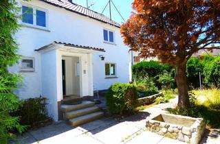 Haus mieten in 88250 Weingarten, * Modernisiertes Einfamilienhaus mit Garten, Keller und Garage *