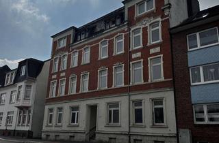 Anlageobjekt in Gökerstraße 162, 26384 Heppens, Entwicklungsprojekt: Sanierungsbedürftiges Mehrfamilienhaus mit großem Potenzial