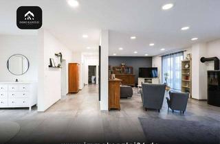 Einfamilienhaus kaufen in 77743 Neuried, Exklusives Einfamilienhaus mit Pool, Garten und Doppelgarage in Neuried-Altenheim