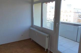 Penthouse mieten in Reinhold-Schneider-Straße 24, 79194 Gundelfingen, BEFRISTETE Helle gut geschnittene 2.-Zimmer-Penthousewohnung mit EBK in Gundelfingen