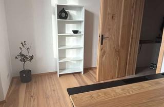 WG-Zimmer mieten in Kirchplatz, 83569 Vogtareuth, 2 Zimmer mit eigenem Bad in WG