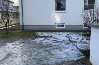 Garagen mieten in Lohfeldstraße, 82152 Krailling, Stellplatz zu vermieten