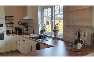 Haus mieten in 26180 Rastede, Einfamilienhaus mit drei Zimmern, EBK und Garten in Rastede/Nethen auf Wunsch möbliert