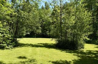 Grundstück zu kaufen in 83417 Kirchanschöring, Freizeitgrundstück am Seeufer mit ca. 9.000 m² Waldfläche