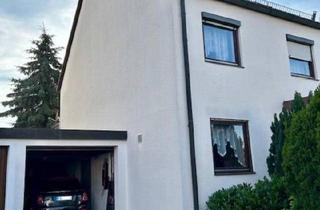 Doppelhaushälfte kaufen in 90522 Oberasbach, Oberasbach - Doppelhaushälfte mit großer Garage am Haus und Garten