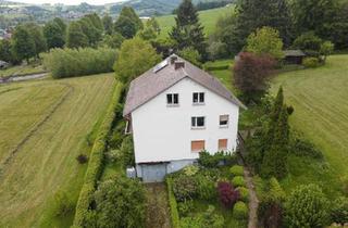 Haus kaufen in 34286 Spangenberg, Spangenberg - Zweifamilienhaus mit Schlossblick