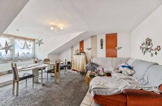 Wohnung kaufen in Blumenstraße 23, 96103 Hallstadt, Gepflegte 3-Zimmer-Dachgeschosswohnung in Hallstadt - langfristig vermietet